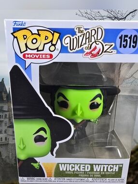 Wicked witch funko # 1519 (nib) with pop protector